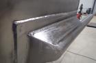 316 Ss 4000-gallon Vertical Holding Tank