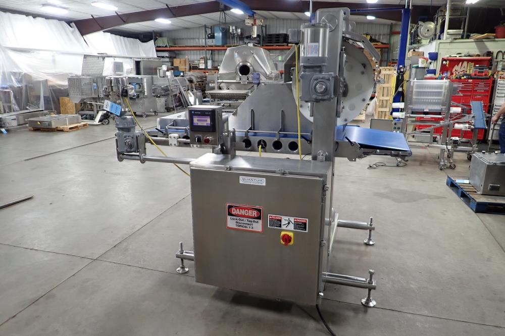 Quantum waterfall topping applicator