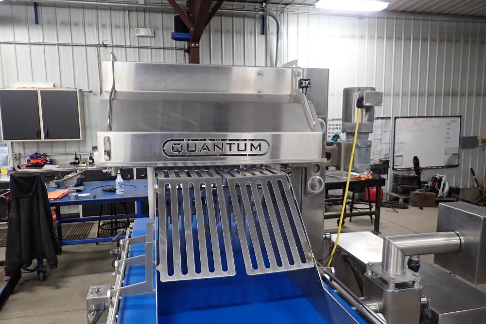 Quantum waterfall topping applicator