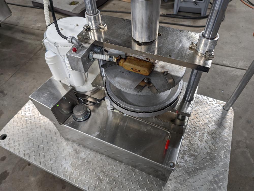 Comtec 2200 Pie and Pastry Crust Press