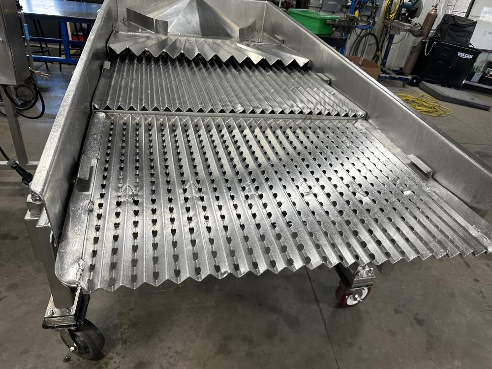 Key SS vibratory conveyor