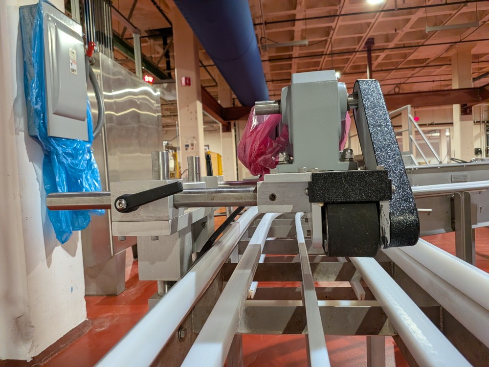 Universal Top and Bottom Label Applicator – Inline Pressure Sensitive ...